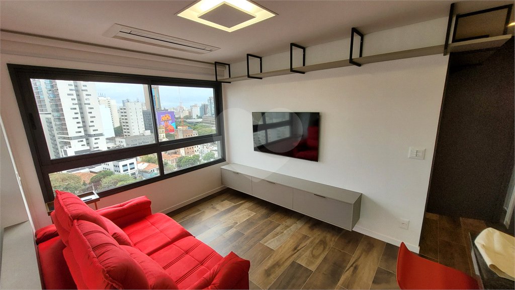 Apartamento de 2 quartos mobiliado à venda no Paraíso