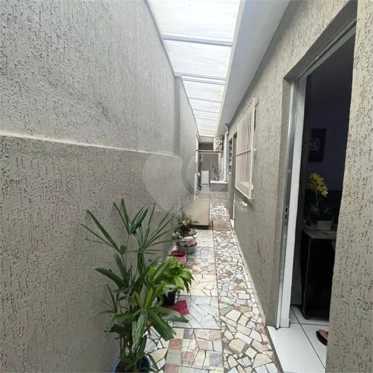 Casa à venda com 2 quartos, sendo 1 suíte, em Parque Maria Domitila, São Paulo, SP