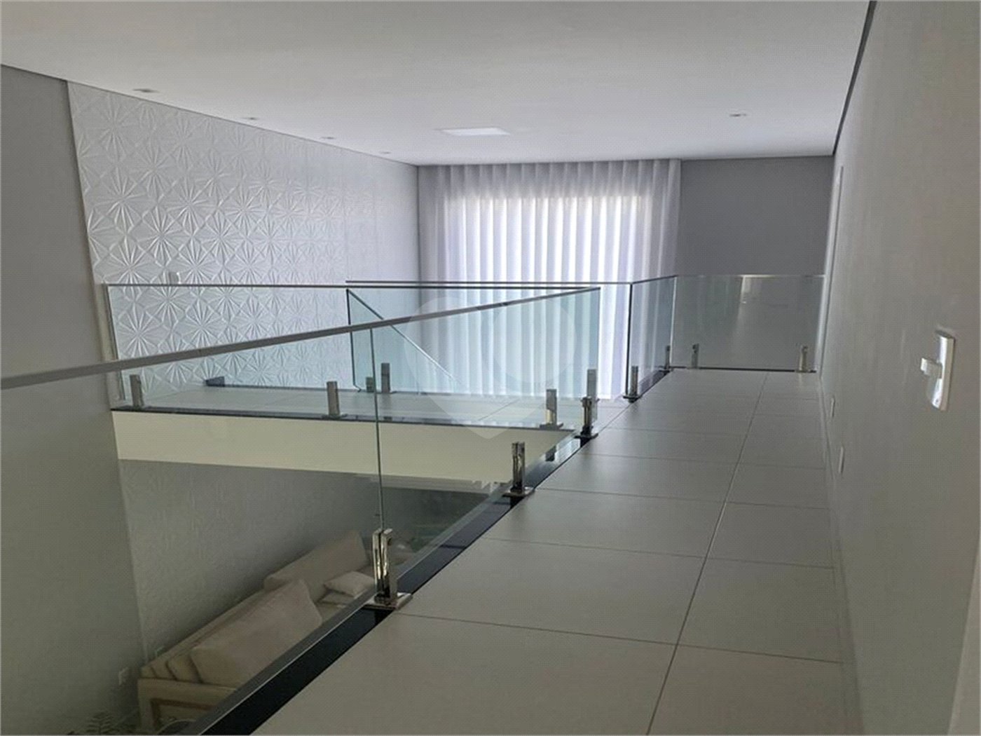 Casa à venda com 3 quartos, sendo 1 suíte,  no condomínio Mantova, Indaiatuba - SP