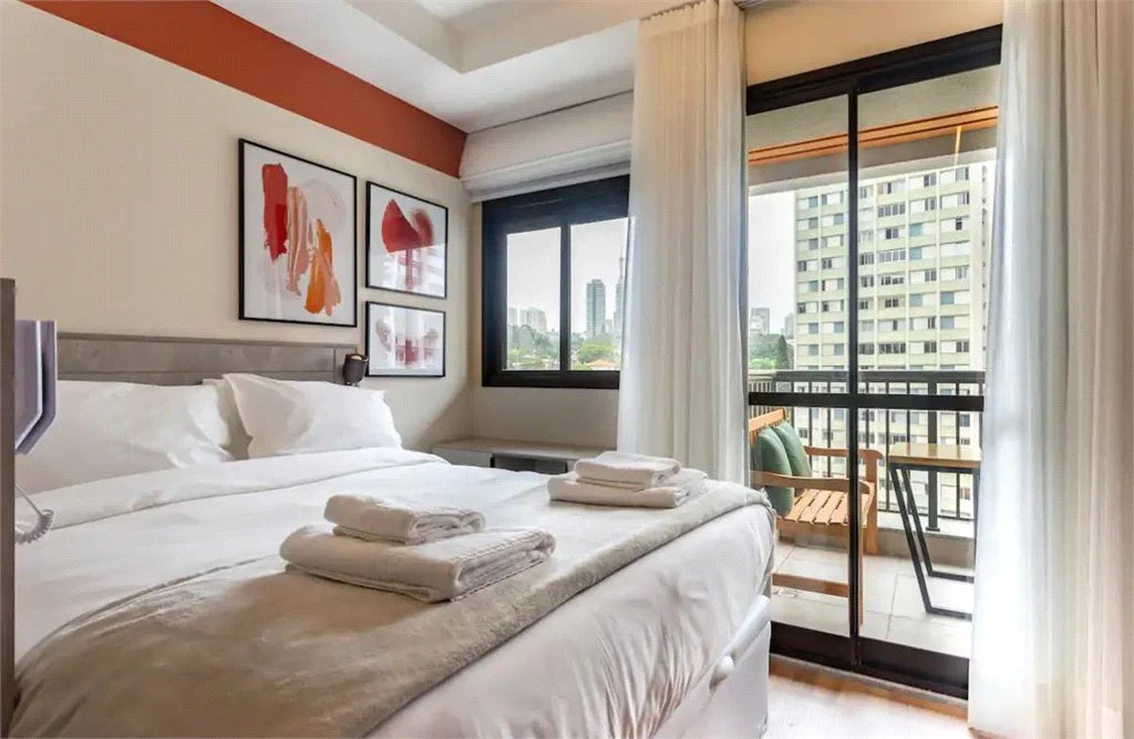 Apartamento à venda com 1 quarto em Jardim das Bandeiras, São Paulo, SP