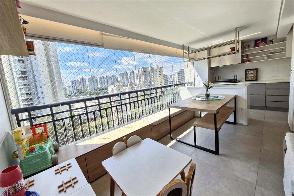 Apartamento à venda com 4 suítes em Vila Andrade, São Paulo, SP