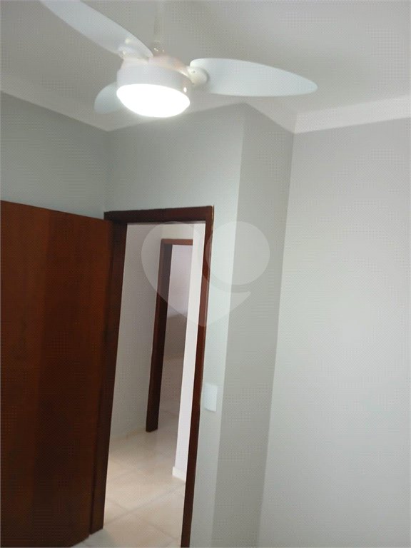 Casa de Vila à venda com 3 quartos, sendo 1 suíte, em Jardim Wanel Ville V, Sorocaba, SP