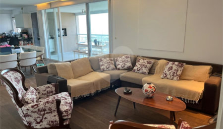 Apartamento à venda com 3 suítes em Jardim Monte Kemel, São Paulo, SP