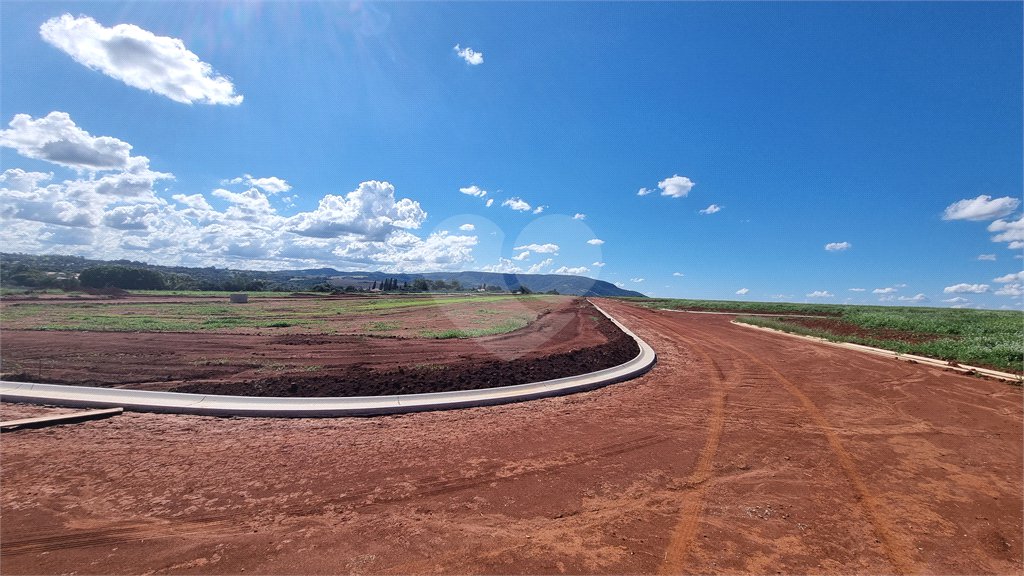 Terreno à venda no condomínio Angelo Fasano, Araçoiaba da Serra - SP