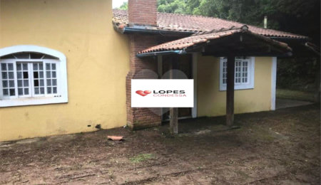 Casa Térrea à venda com 3 quartos, sendo 2 suítes,  em Roseira, Mairiporã, SP