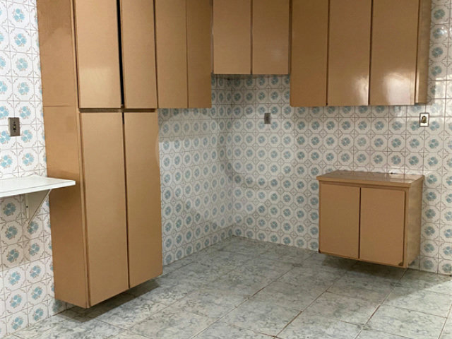 Sobrado à venda com 4 quartos em Parque Edu Chaves, São Paulo, SP