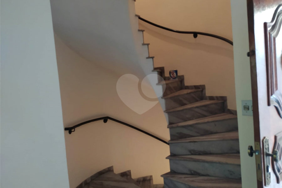 Sobrado à venda com 5 quartos, sendo 1 suíte, em Mandaqui, São Paulo, SP