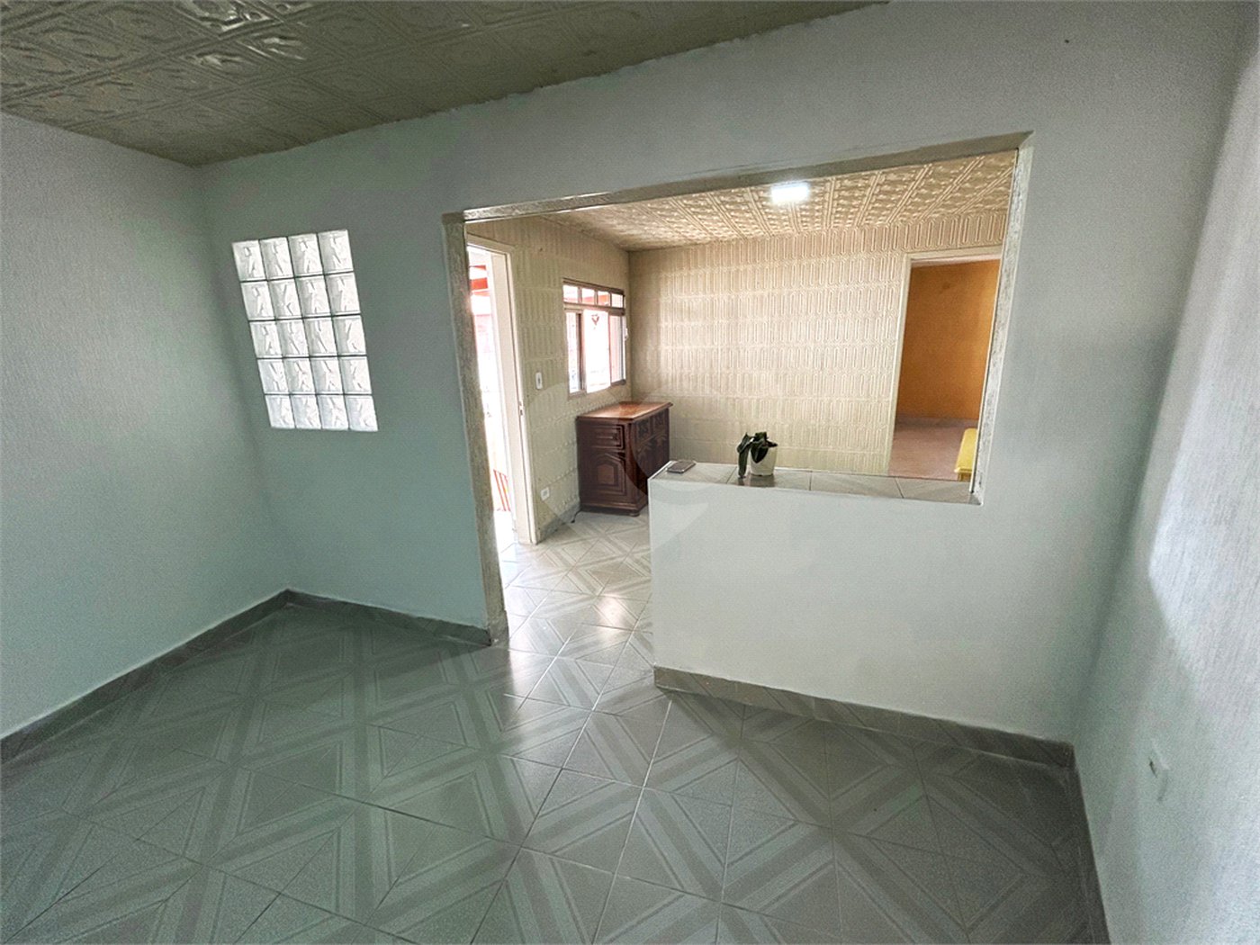 Sobrado à venda com 3 quartos, sendo 1 suíte,  em Jardim Santa Emília, São Paulo, SP