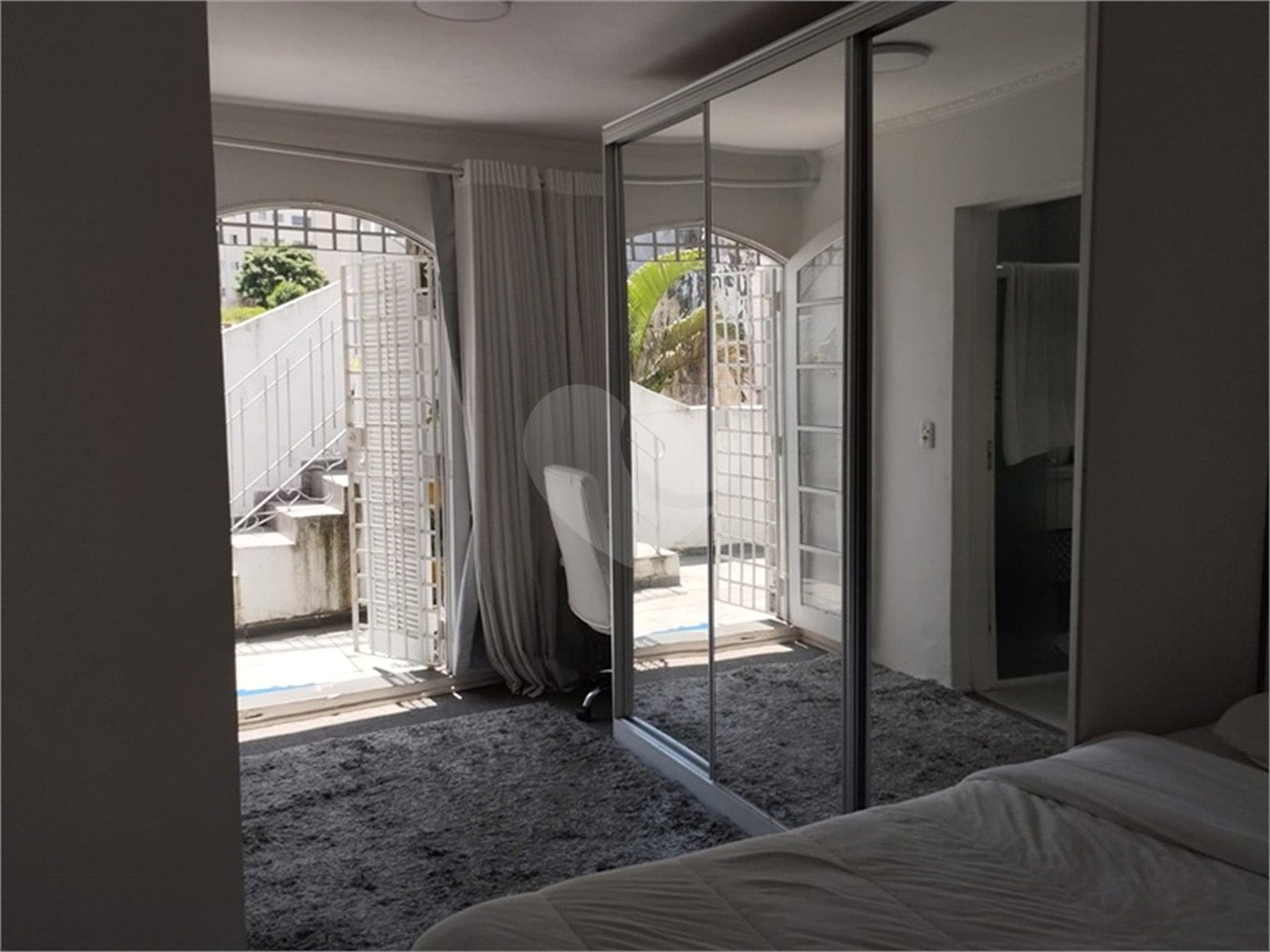 Sobrado à venda com 4 quartos, sendo 2 suítes, em Santa Teresinha, São Paulo, SP