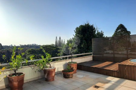Casa à venda com 4 suítes no condomínio Las Cumbres, São Paulo - SP