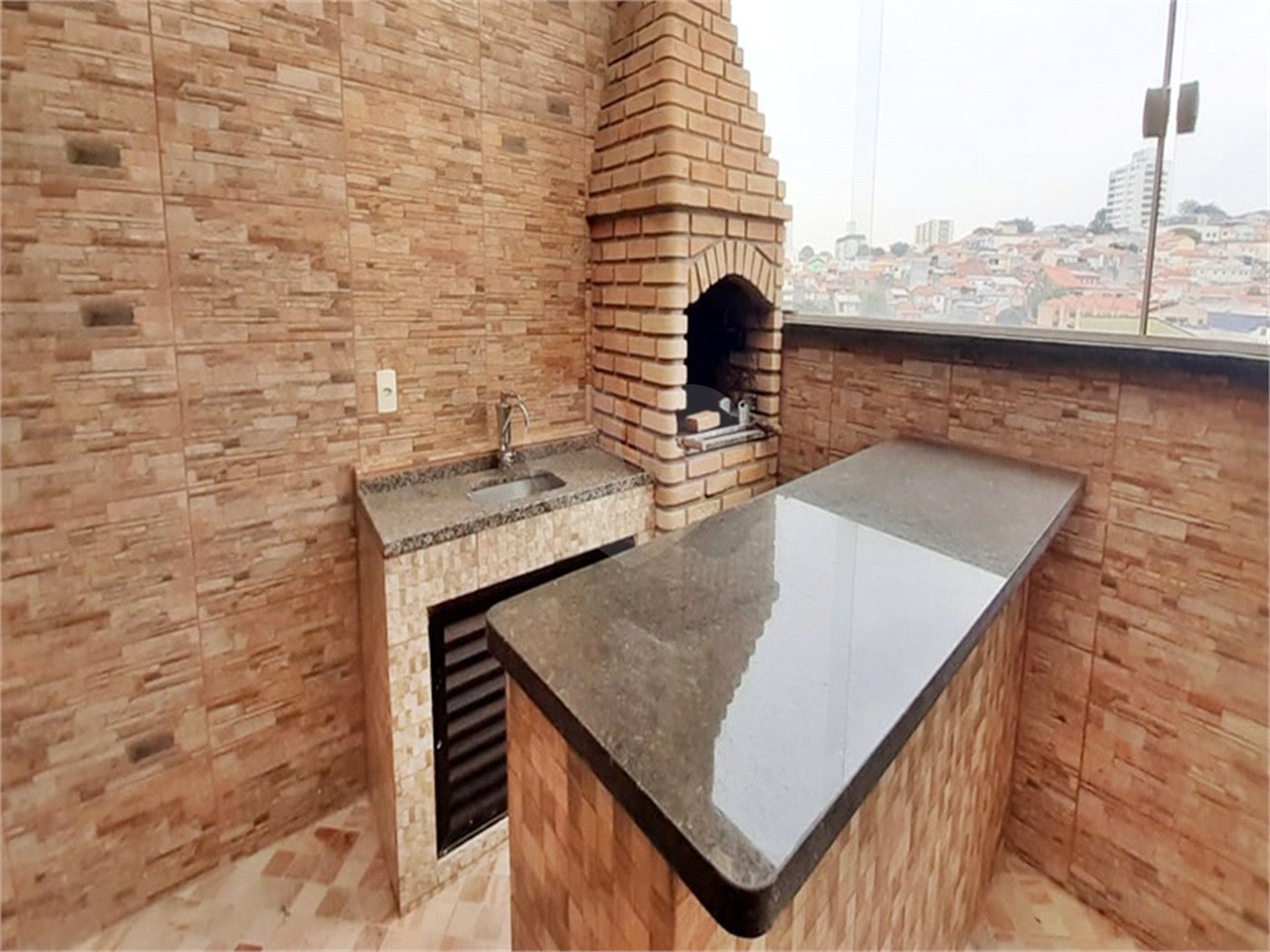 Sobrado à venda com 4 quartos, sendo 3 suítes, em Vila Maria Alta, São Paulo, SP