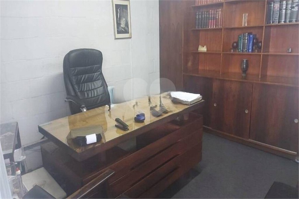 Prédio à venda em Benfica, Rio de Janeiro, RJ