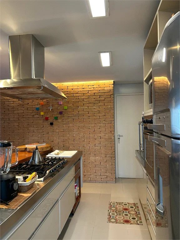 Apartamento à venda com 2 quartos, sendo 1 suíte, em Vila Andrade, São Paulo, SP