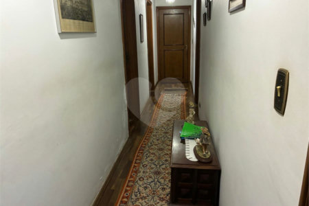Casa à venda com 3 quartos, sendo 1 suíte,  em Vila Galvão, Guarulhos, SP