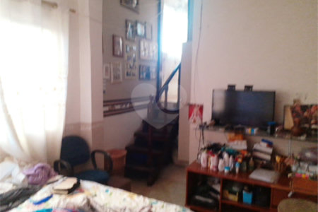 Casa à venda com 4 quartos, sendo 1 suíte, em Vila Gustavo, São Paulo, SP