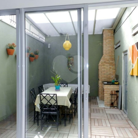 Sobrado à venda com 4 quartos, sendo 3 suítes, em Brooklin, São Paulo, SP