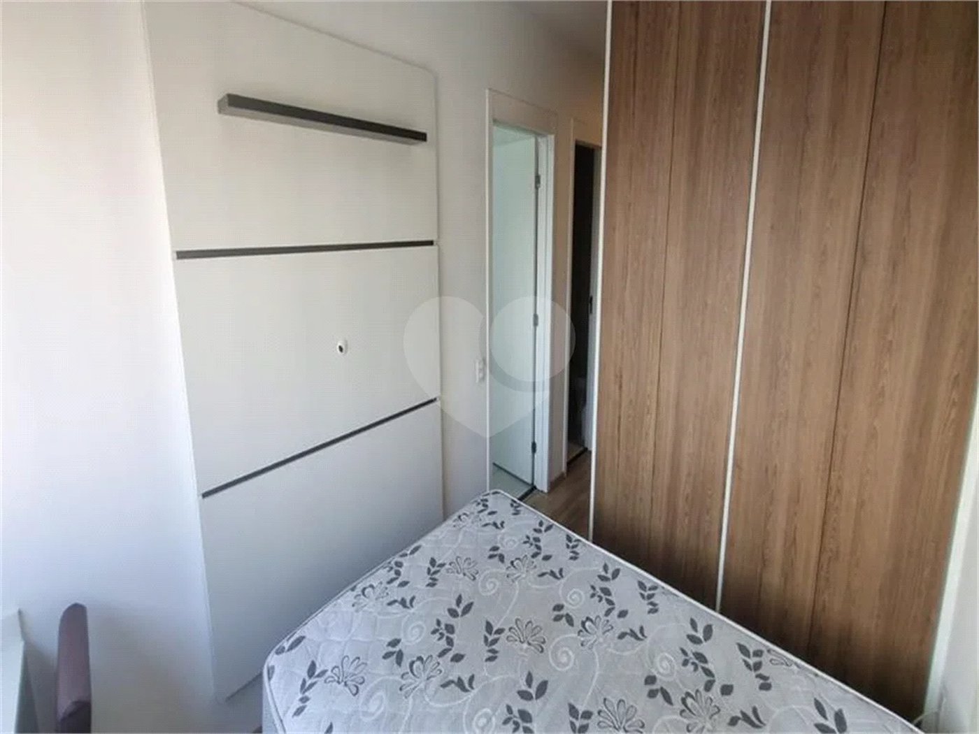 Studio Mobiliado no Alto do Ipiranga – Andar Alto e Vaga para Moto