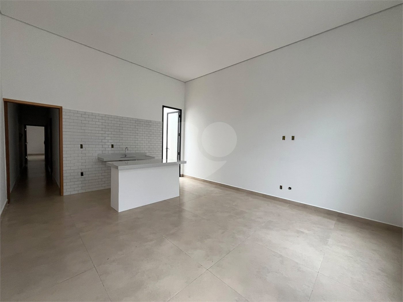 Casa de Vila à venda com 3 quartos, sendo 1 suíte,  em Vila São Caetano, Sorocaba, SP