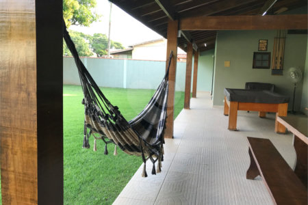 Terreno à venda com 4 quartos, sendo 1 suíte, no condomínio Zuleika Jabour, Salto - SP