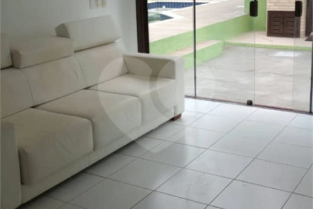 Casa à venda com 3 quartos, sendo 1 suíte, em São José, Armação dos Búzios, RJ