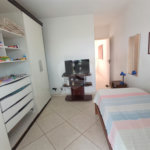 Casa à venda com 2 quartos, sendo 1 suíte, em Reneville, Mairinque, SP
