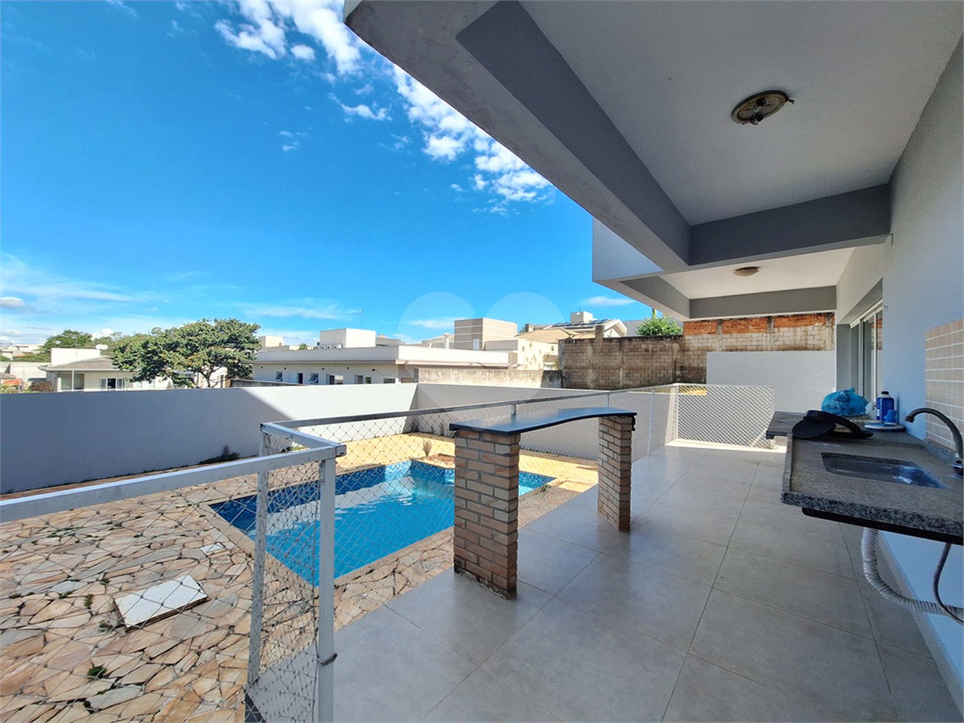 Casa à venda com 4 suítes no condomínio Terras de São Francisco, Vinhedo - SP