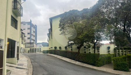 Casa à venda com 2 quartos, sendo 1 suíte, no condomínio Villa Faenza, São Paulo - SP