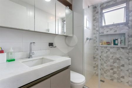Apartamento à venda com 2 quartos, sendo 1 suíte, em Vila Santa Catarina, São Paulo, SP