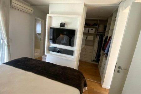 Apartamento à venda com 3 suítes em Vila Romana, São Paulo, SP