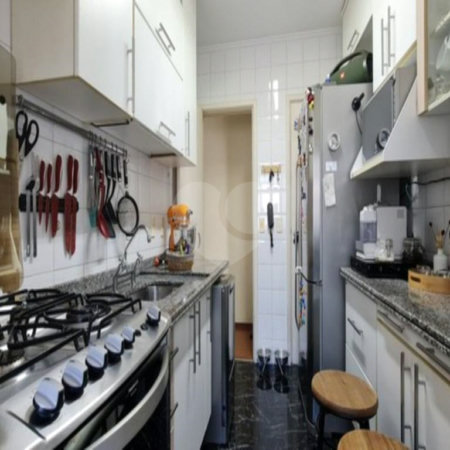 Apartamento à venda com 3 quartos, sendo 1 suíte,  em Vila Gilda, Santo André, SP