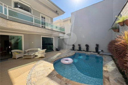 Casa à venda com 3 suítes no condomínio Lago da Boa Vista, Sorocaba - SP