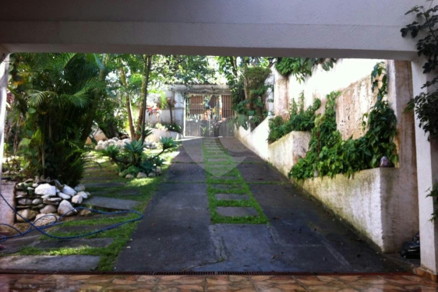 Sobrado à venda com 3 quartos em Vila Nova Cachoeirinha, São Paulo, SP