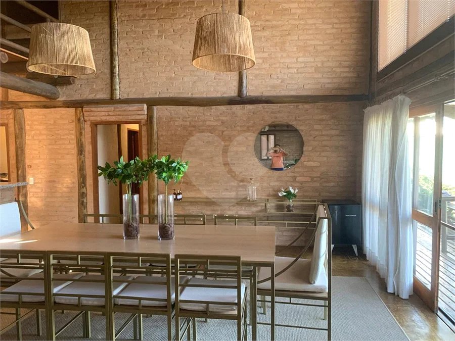 Casa mobiliada para locação no Condomínio Alpes de Vinhedo na cidade de Vinhedo - SP