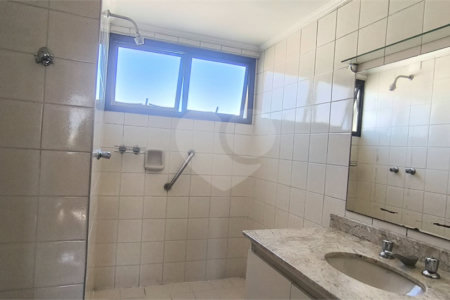 Apartamento à venda com 3 quartos, sendo 1 suíte, em Pinheiros, São Paulo, SP
