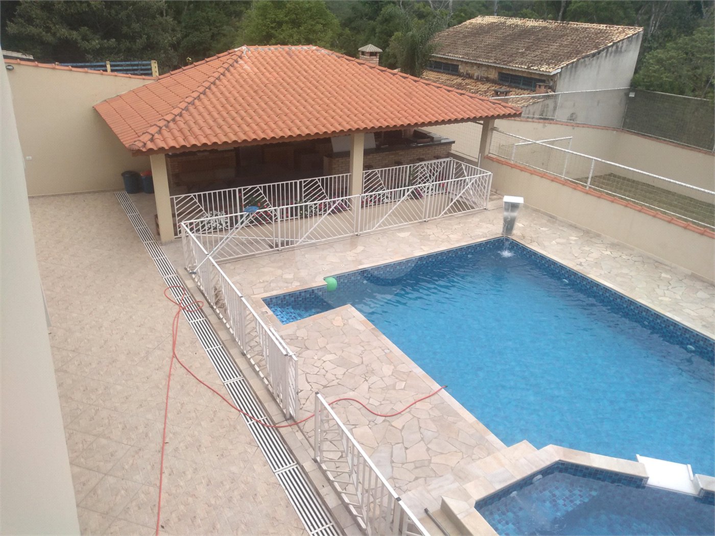 Chácara à venda com 4 suítes em Pirucaia, Mairiporã, SP