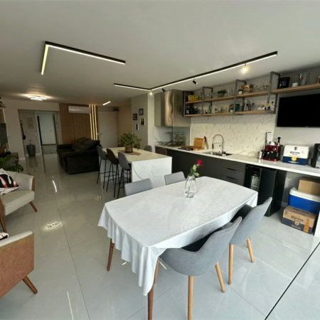 Apartamento à venda com 3 suítes em Vila Romana, São Paulo, SP