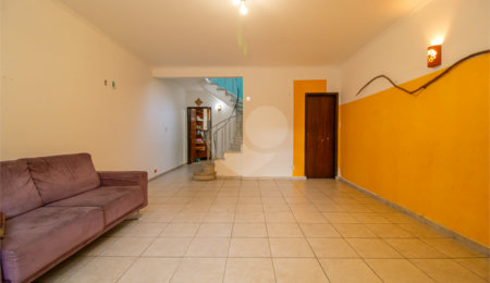 Sobrado à venda com 3 quartos em Chácara Santo Antônio, São Paulo, SP