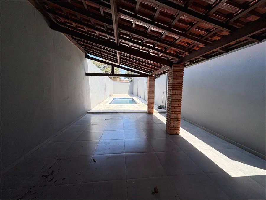 CASA COM PISCINA VENDA JARDIM MUNIQUE