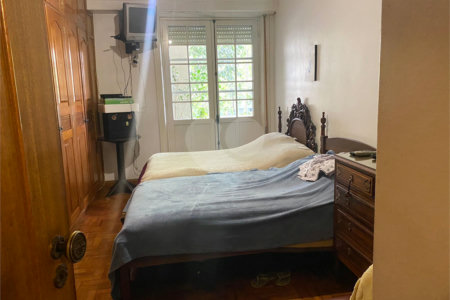 Apartamento à venda com 3 quartos, sendo 1 suíte, em Santa Cecília, São Paulo, SP