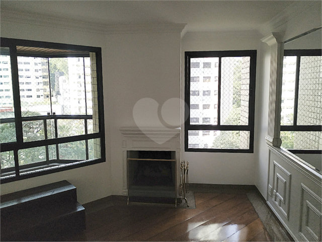 Apartamento à venda com 3 suítes em Morumbi, São Paulo, SP