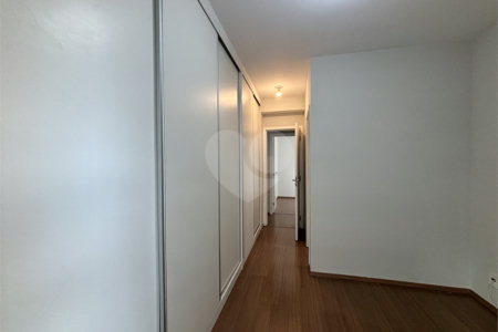 Apartamento para alugar com 3 quartos, sendo 1 suíte, em Barra Funda, São Paulo, SP