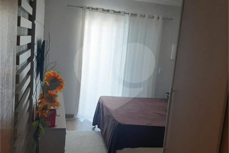 Casa à venda com 3 quartos, sendo 1 suíte,  em Vila Suissa, Mogi das Cruzes, SP