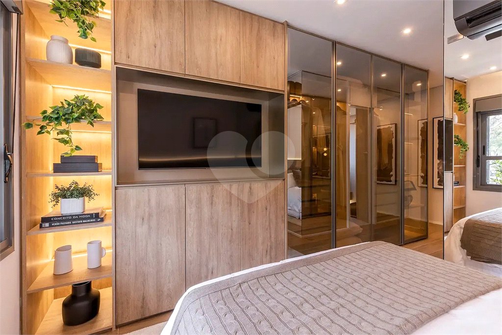 Apartamento à venda com 3 suítes em Vila Pirajussara, São Paulo, SP