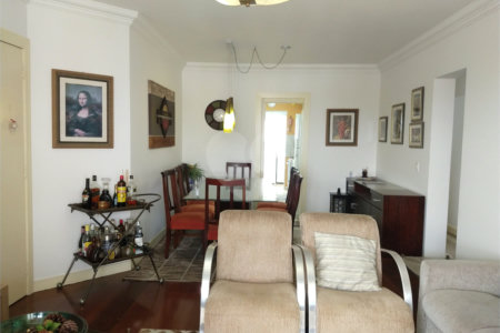 Apartamento à venda com 3 quartos, sendo 1 suíte, em Planalto Paulista, São Paulo, SP