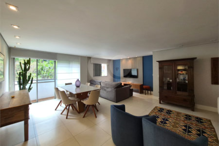 Apartamento à venda com 2 quartos, sendo 1 suíte, em Vila Andrade, São Paulo, SP