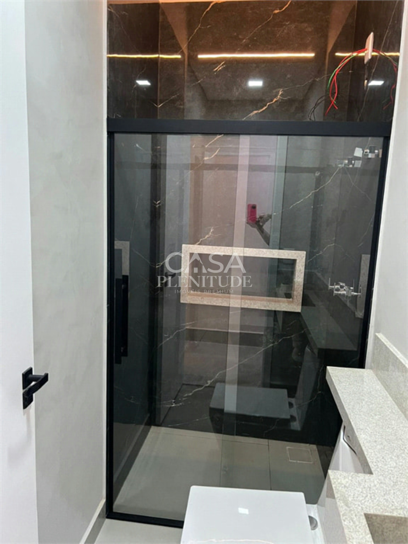 Casa em condomínio à venda com 3 quartos, sendo 2 suítes,  em Jardim Villagio Milano, Sorocaba, SP