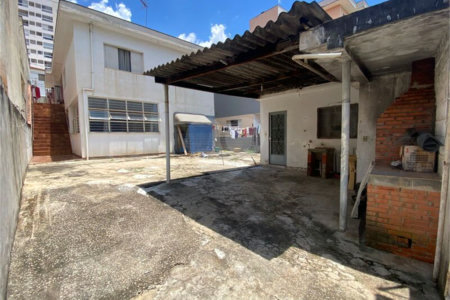 Casa à venda com 7 quartos, sendo 2 suítes, em Vila Augusta, Sorocaba, SP