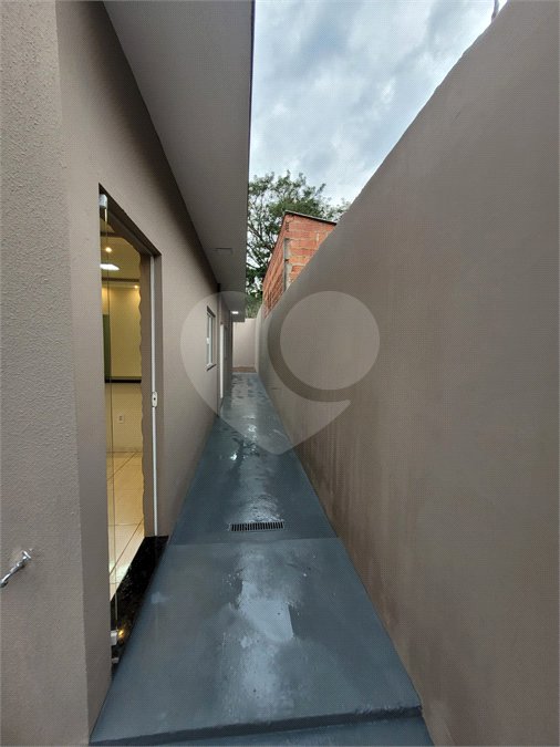 SUA CASA NOVA ESPERA POR VOCÊ!
