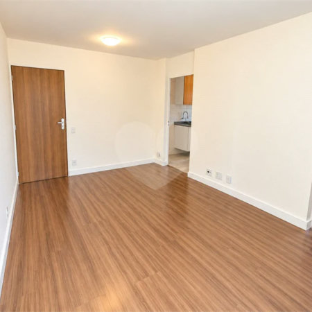Apartamento de 44 m² com 2 dormitórios, varanda integrada e 1 vaga na Vila Guarani