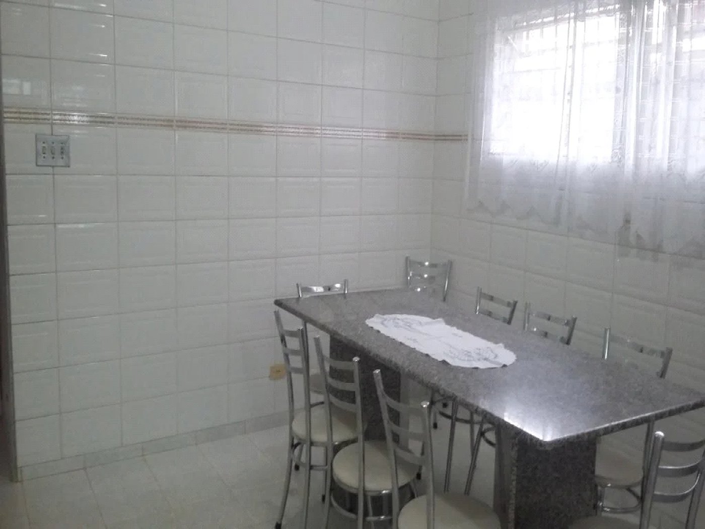 Casa à venda com 3 quartos, sendo 1 suíte, em Jardim Pinheiros, São Paulo, SP